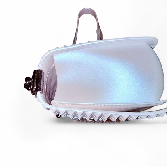 NWT Hello 3AM White “Quilted” Chain Bag - Picture 2 of 5